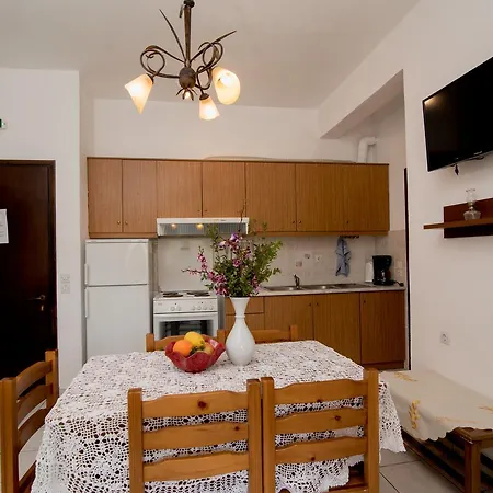 Athena - Two Bedroom Appartamento *